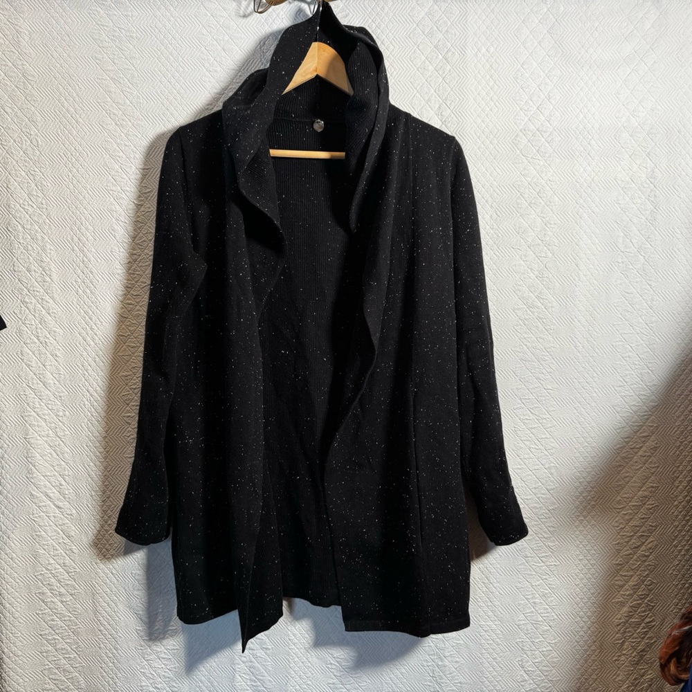 Margaret O'Leary Shacket Black with White specs and Hooded Size XS